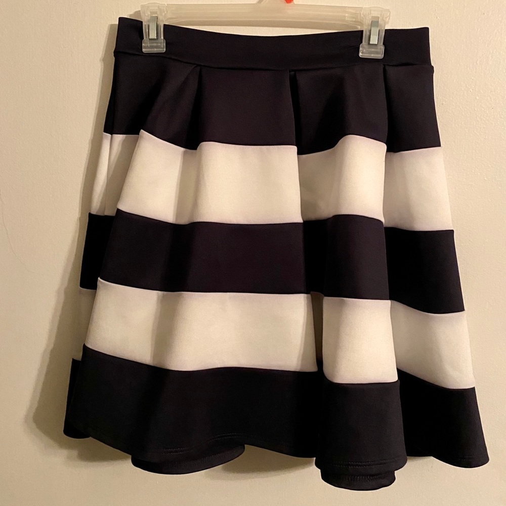 Brenda’s navy and white thick stripe skirt Large